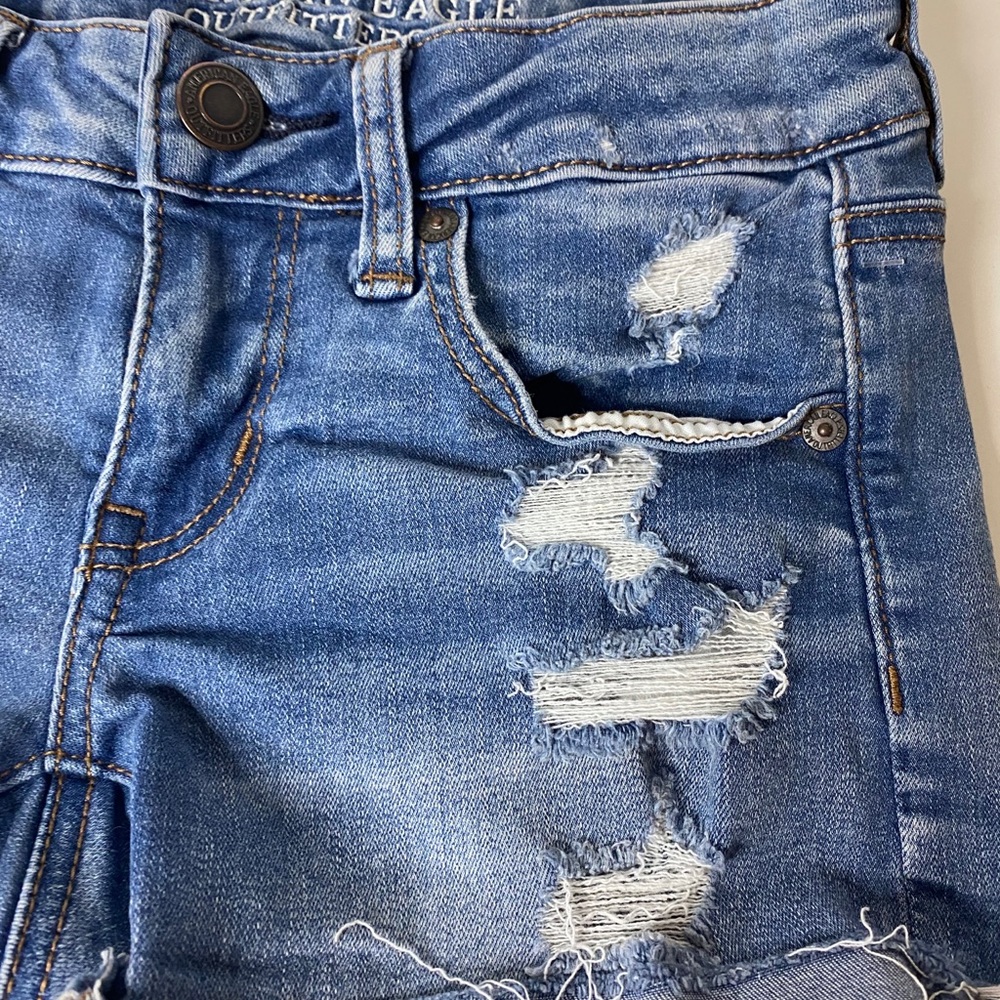 American eagle - Picture 2 of 7